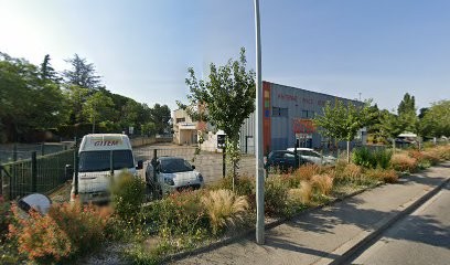 CYBER MEDIA INFORMATIQUE, Magasin d'Informatique à Venelles