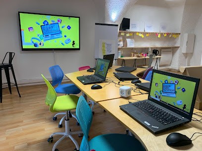 Chez Eustache - Espace Public Numérique & de Vie Sociale Montélimar, Service de Support Informatique à Montélimar