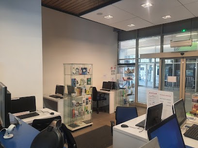 Cyber Systems, Service de Réparation Informatique à Montigny-le-Bretonneux