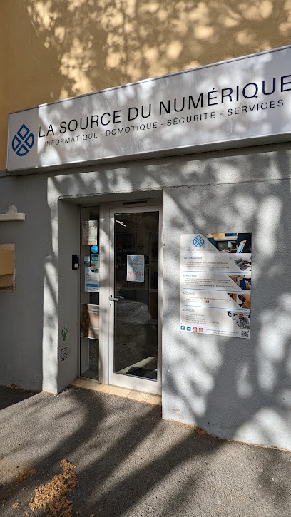 La source du numérique, Magasin d'Informatique à Vergèze